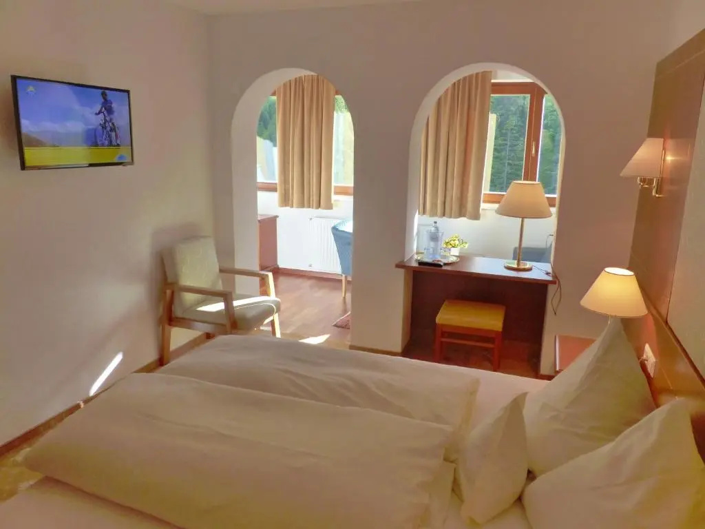 Standard Double room (full double bed)