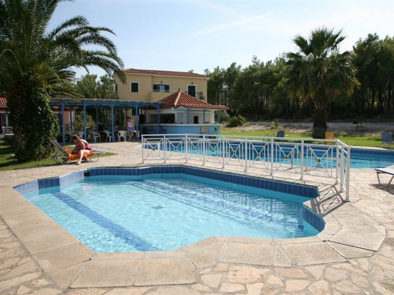 Zeus Hotel 2 * Zeus Hotel 2 *