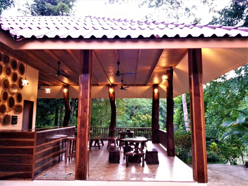 Khao Sok River Home Resort