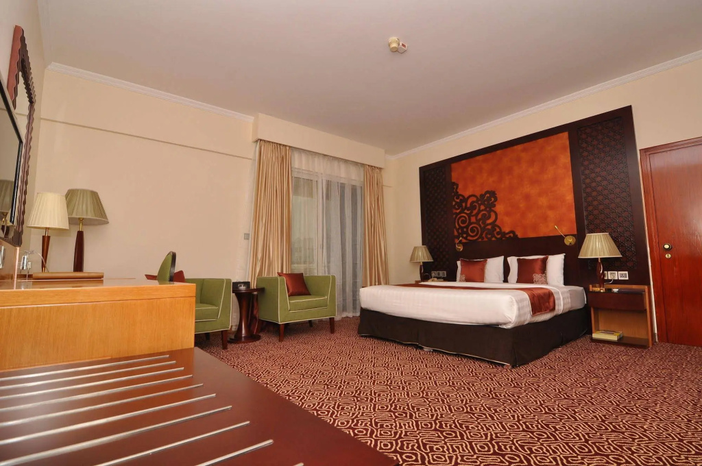 Hotel photo 12