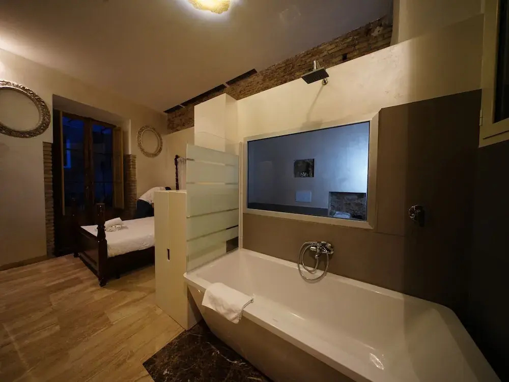 Comfort Double room (full double bed)