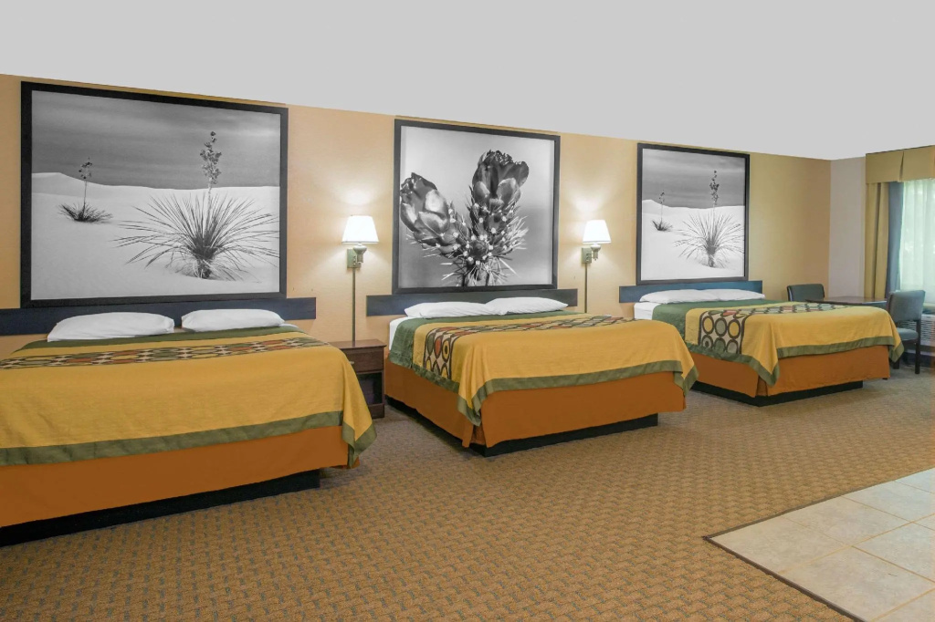 Sextuple Suite