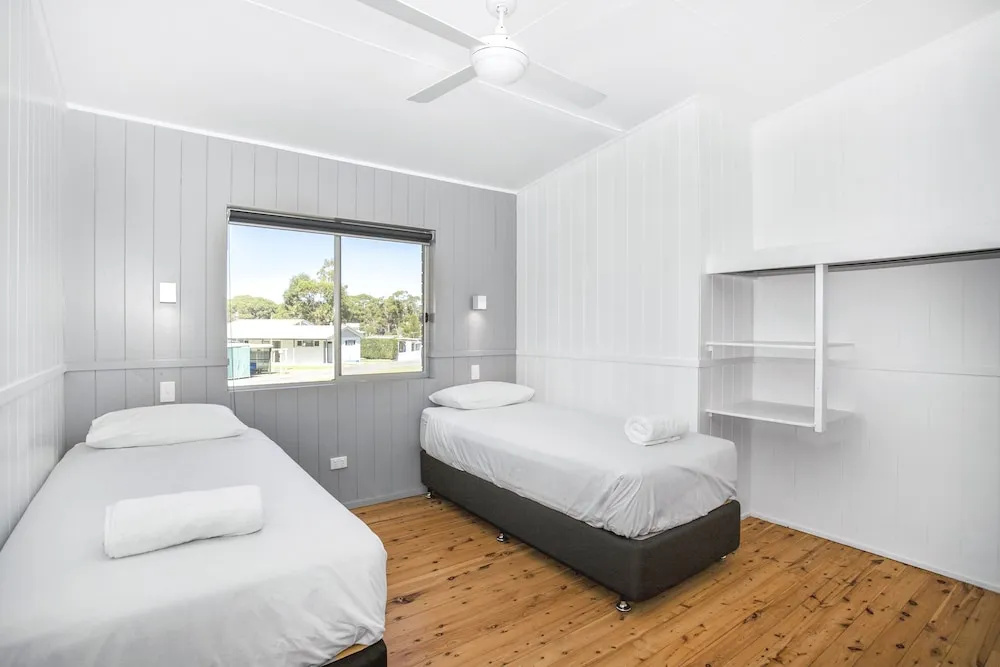 Lakeside Cabins & Holiday Village - Chambres
