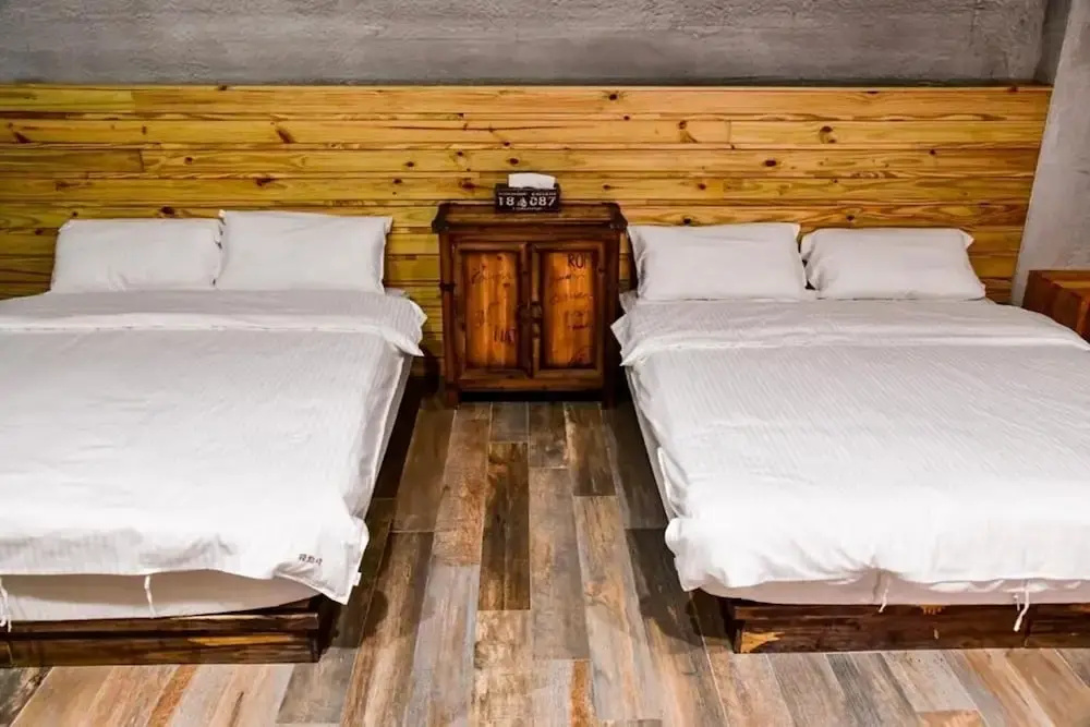 Standard Quadruple room with balcony and with city view