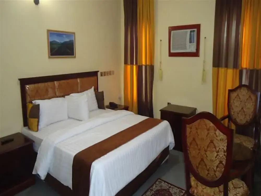 Hotel photo 2