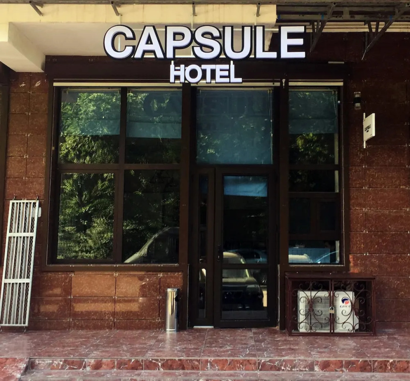 Capsule Hotel