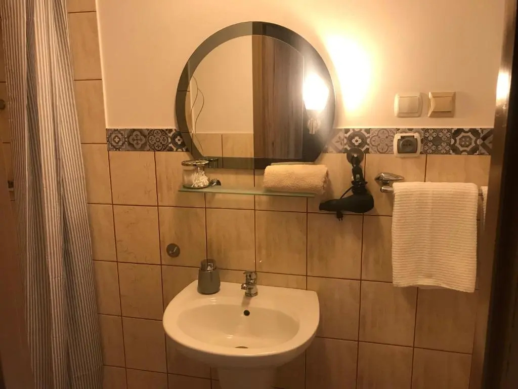 Standard Double room (full double bed)