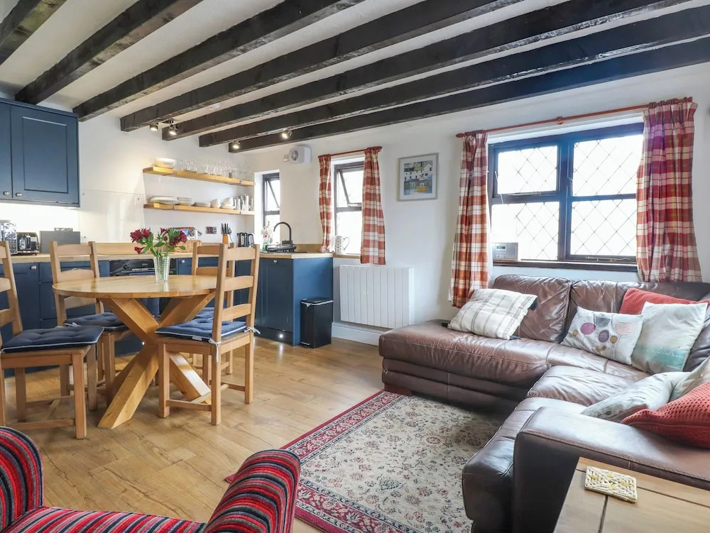 The Studio Cottage — 5