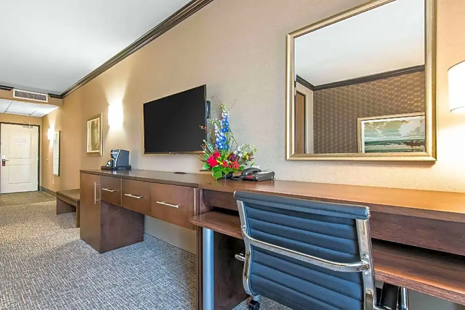 The Heritage Inn & Suites an Ascend Hotel Collection Member — фото