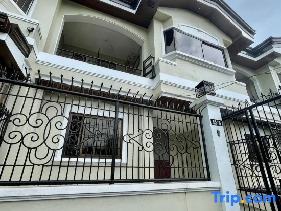 Ana's Haven Transient Olongapo - BRAVO