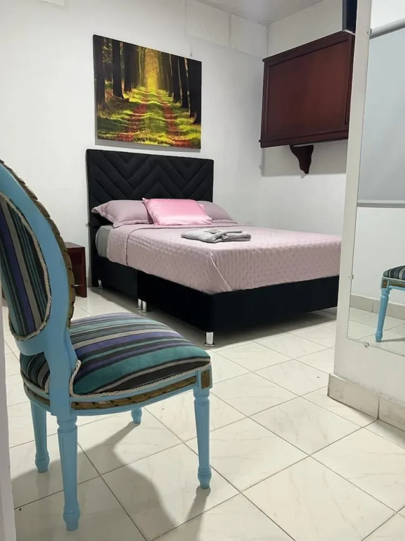 Executive Double room (full double bed)