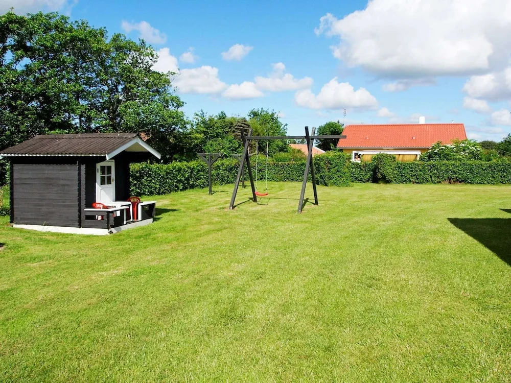 8 Person Holiday Home in Hemmet - фото 25