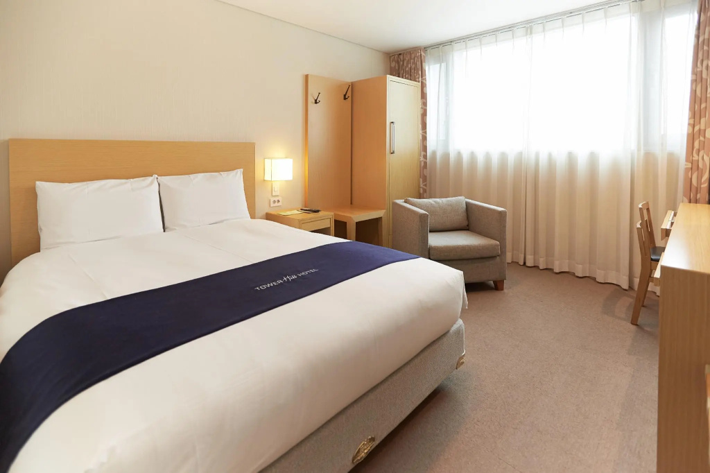 Standard Double room (full double bed)
