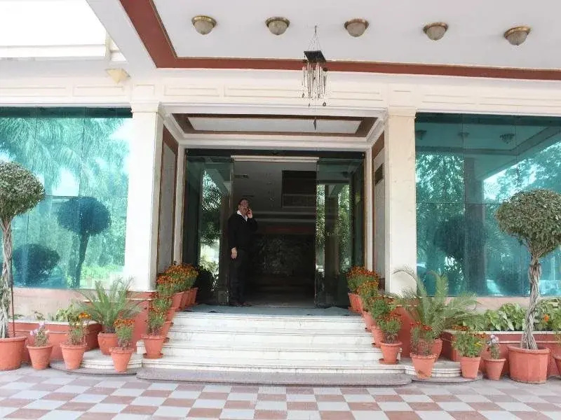 Hotel photo 11