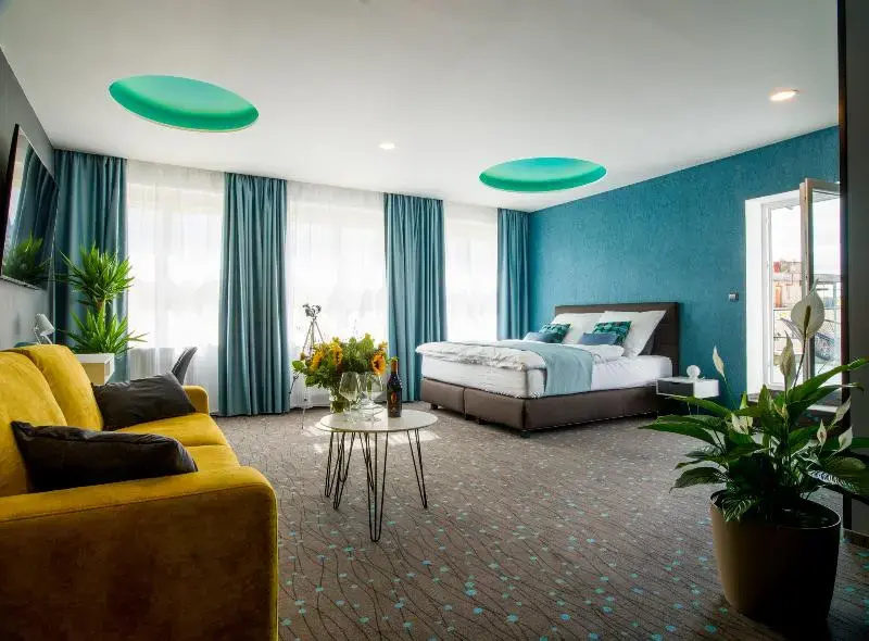 Deluxe Apartment