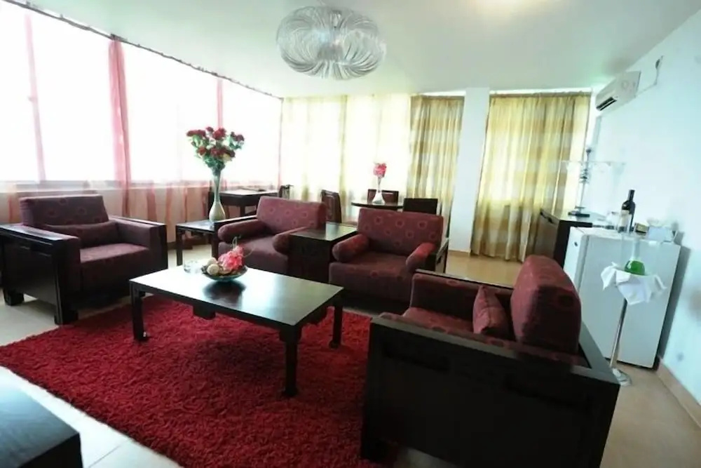 Hotel Ritz Sumbe - Général