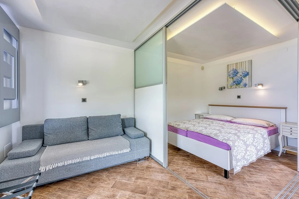 Pool Studio Debeli Rtic 2 — 3