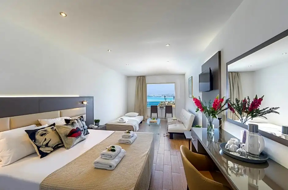 Queen's Bay Hotel - Chambres
