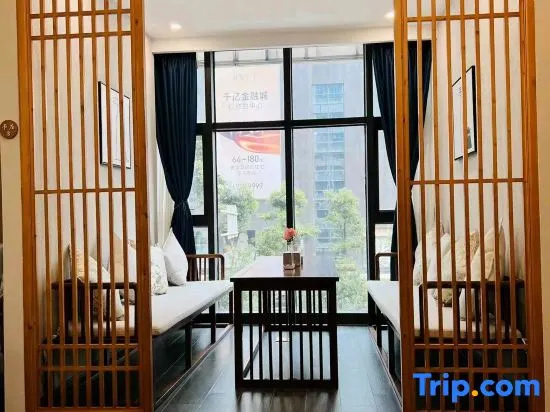 Balcony & Terrace