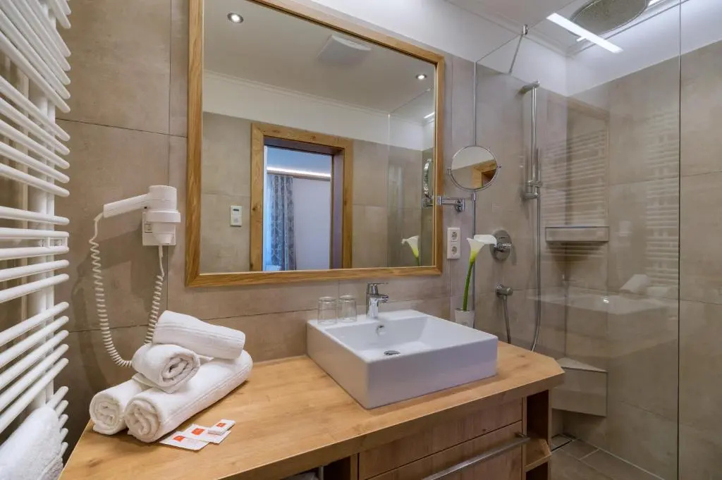 Hotel Landgasthof Fischerwirt - Chambres