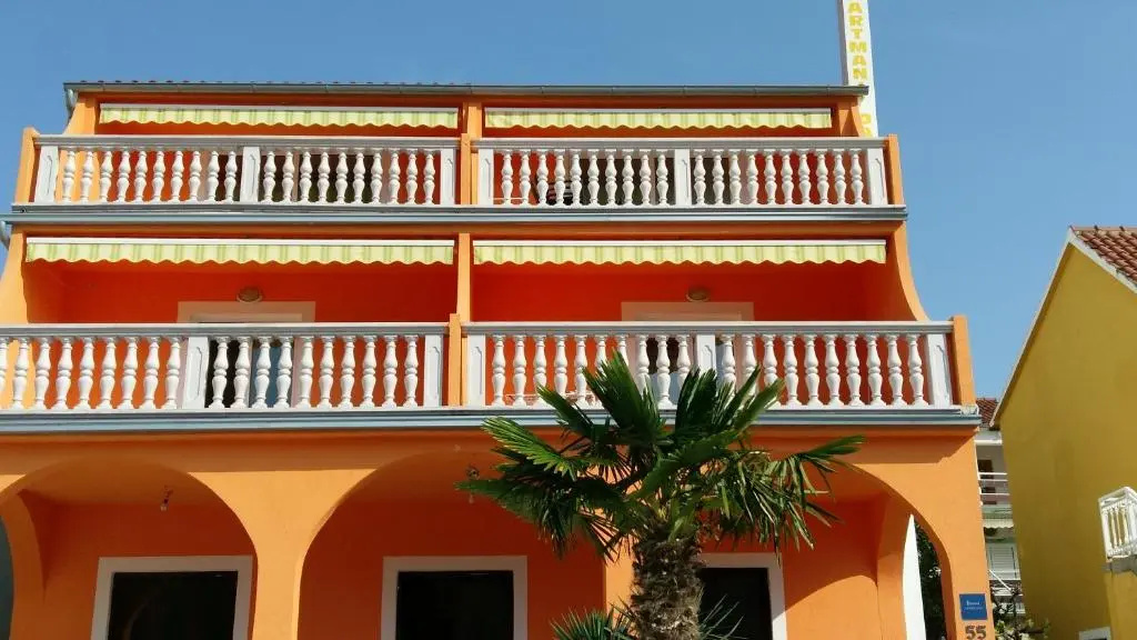 Dani Apartments