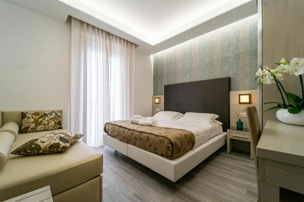Superior Triple room