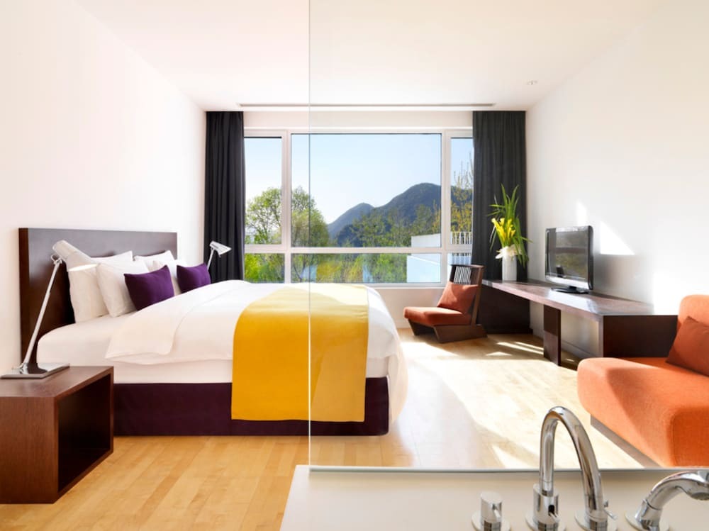 Commune By The Great Wall -The Unbound Collection by Hyatt by null