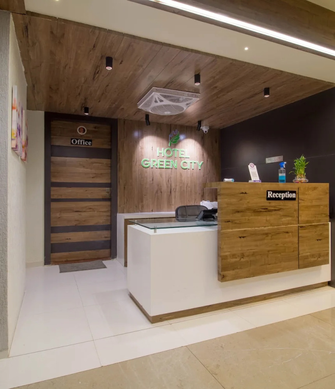 Hotel Green City