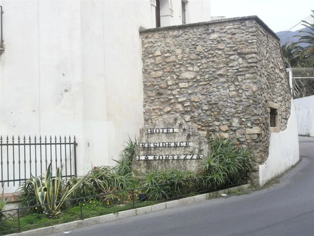 La Fortezza