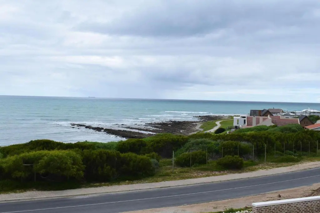 Standard Triple room with sea view