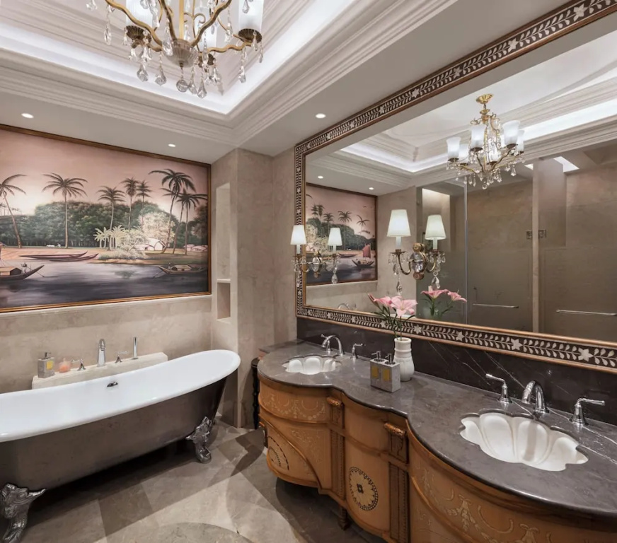 Standard room with balcony