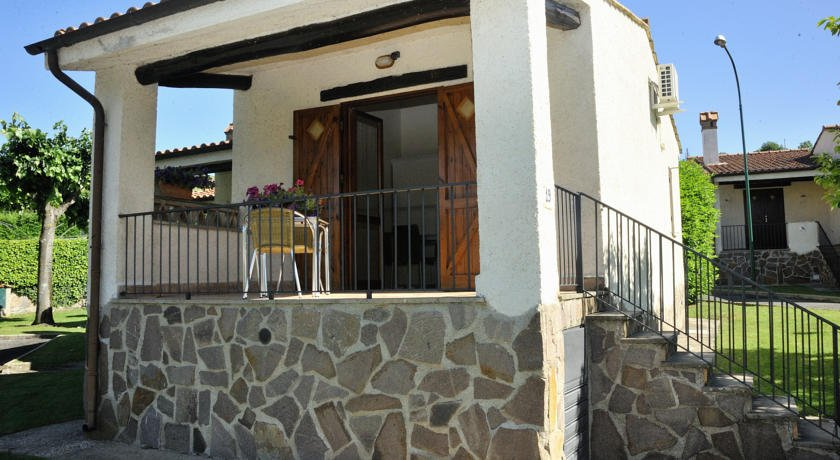 Balcony & Terrace