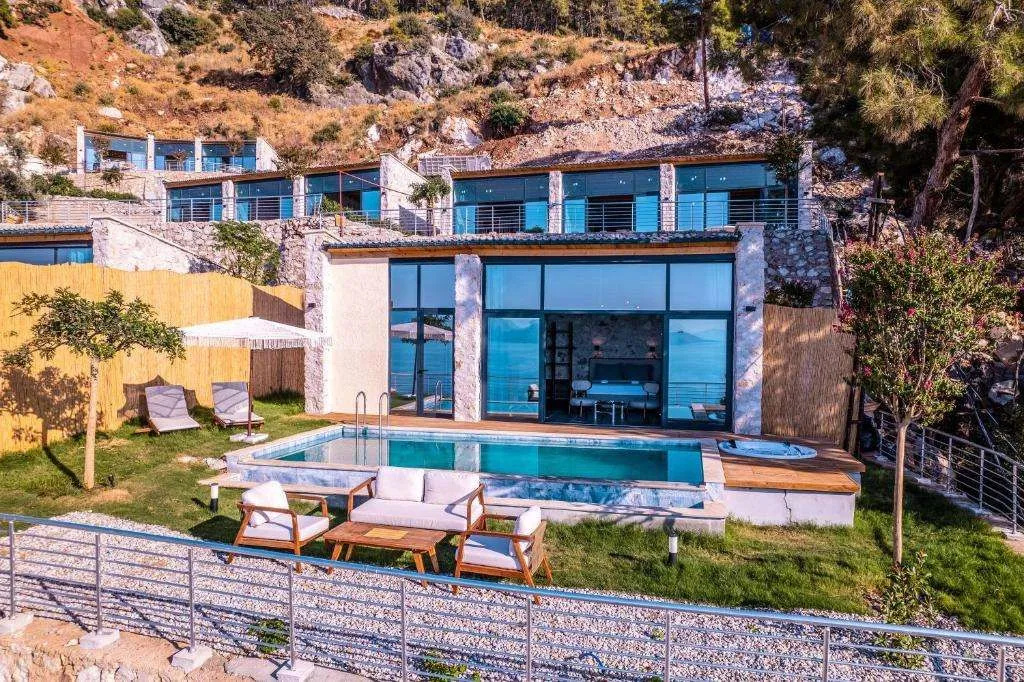 La Luna Faralya Villa 01