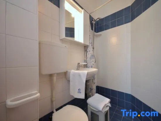Adorable Studio Flat Near the Beach