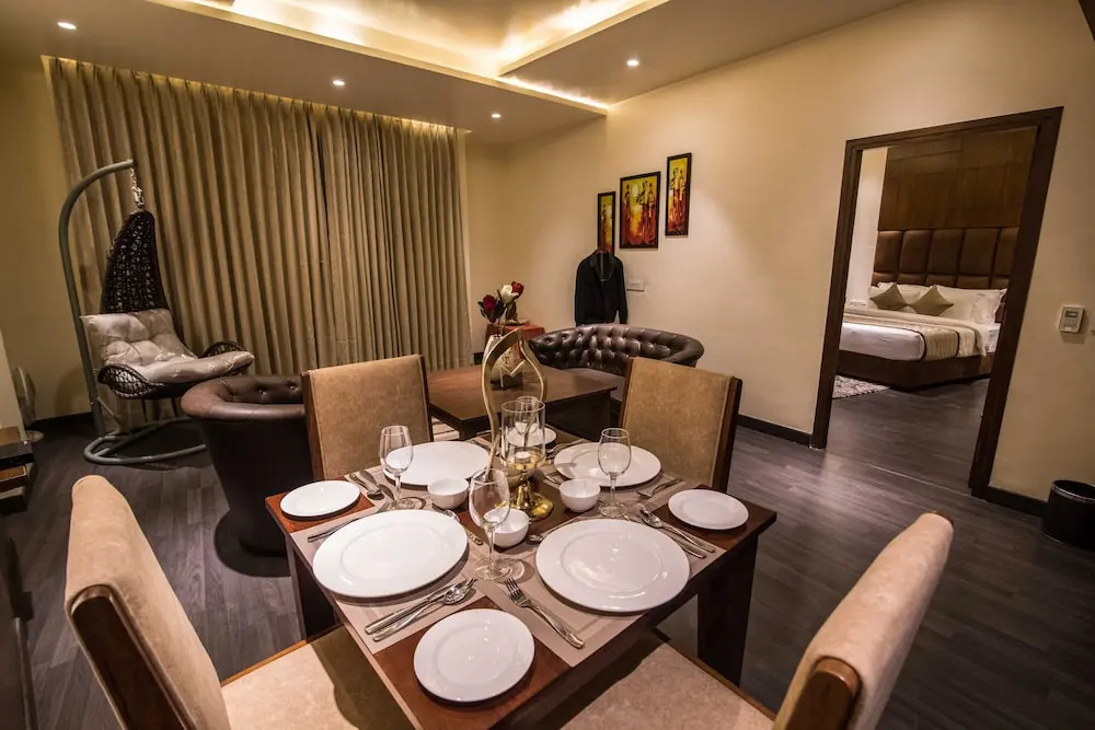 Coral Resort and Spa, Centrally Heated Mountain Side Resort, Manali