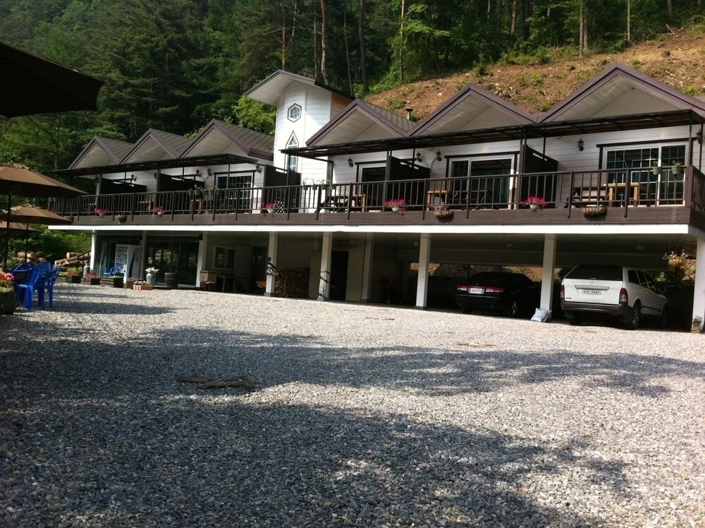 Planttrees House
