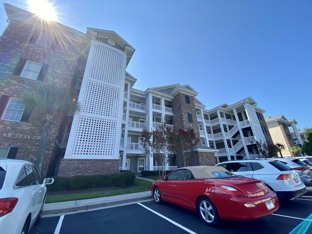 Magnolia Pointe Three-bedroom Apartment 201-4821