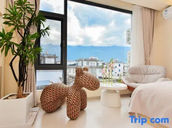 Standard Double room with courtyard view (full double bed)