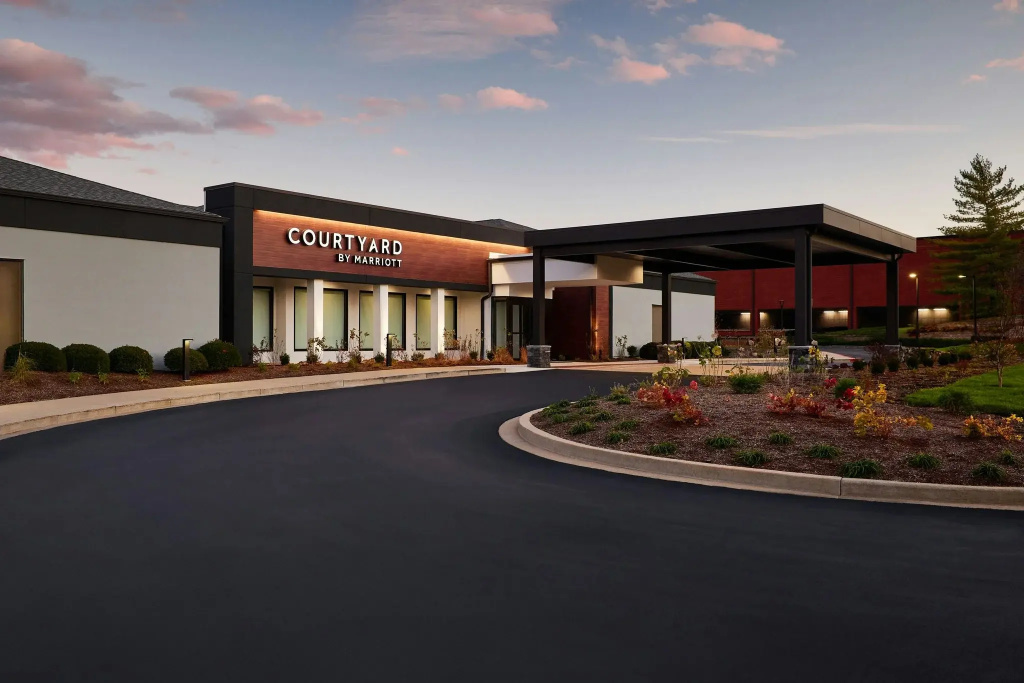 Courtyard by Marriott St Louis Creve Coeur