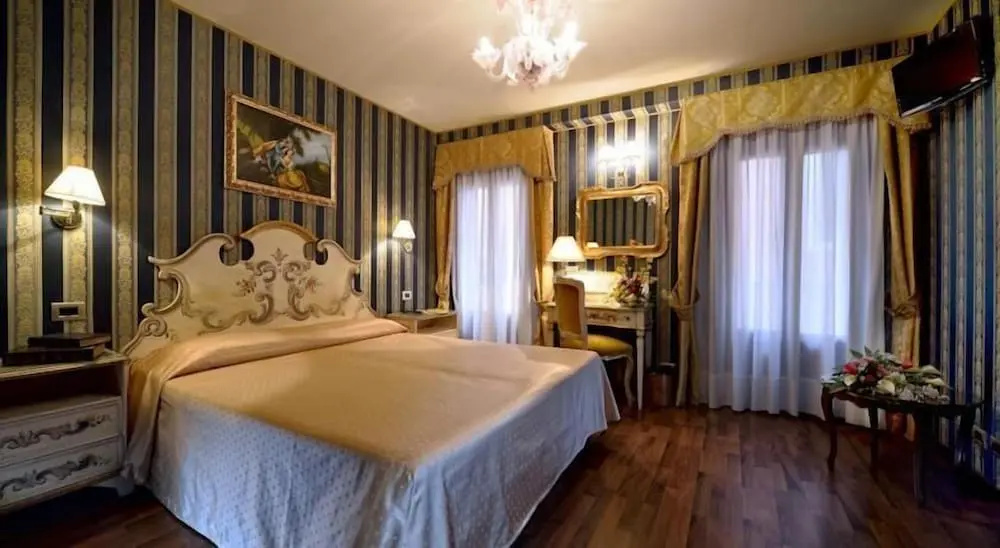 Lux Hotel - Chambres