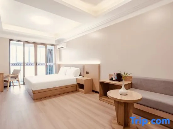Quadruple Suite