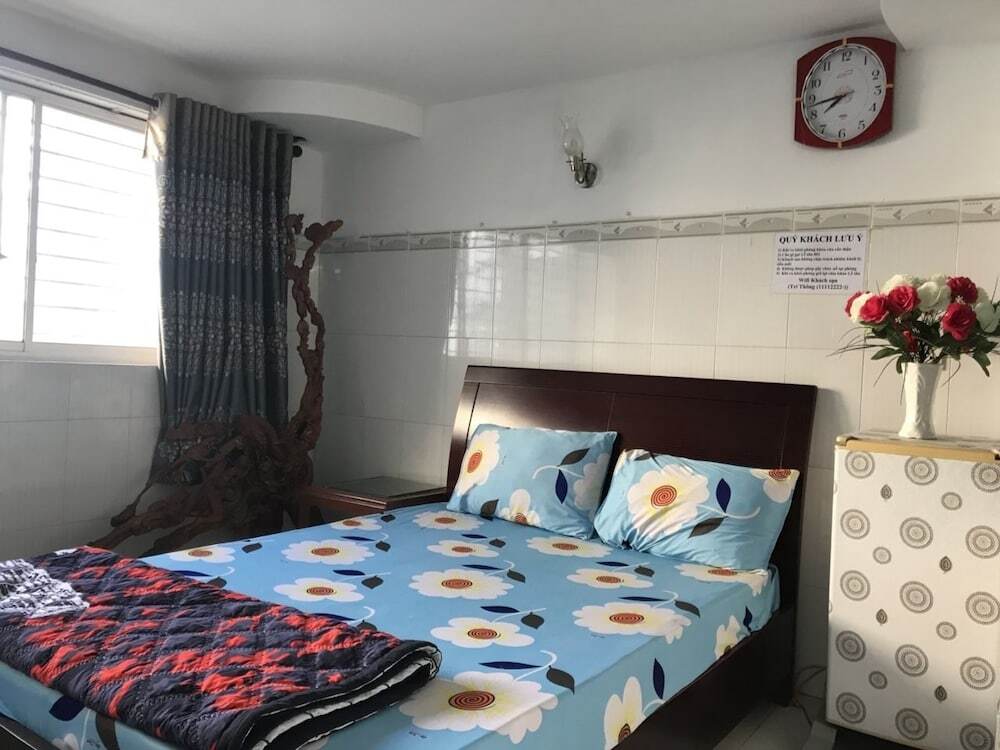 gallery_image_hidden_5