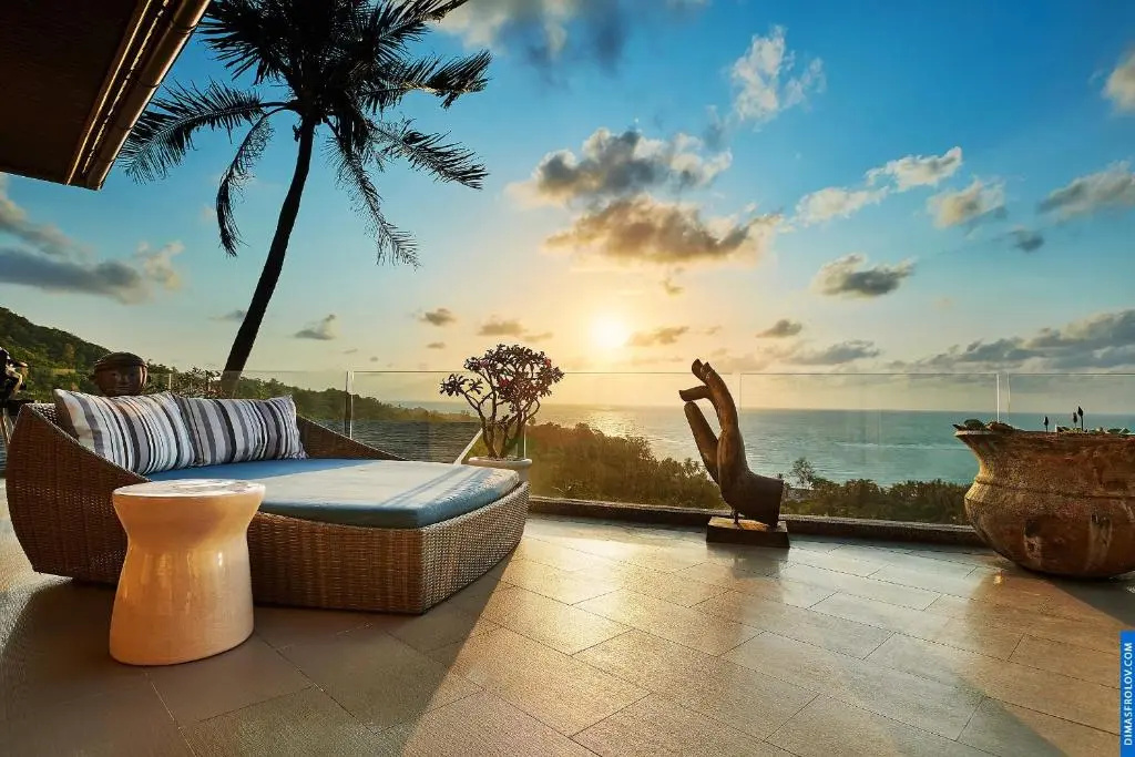 4 Bedrooms Villa