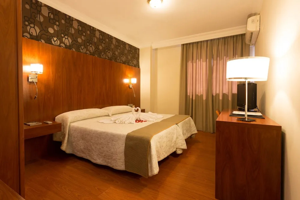 Hotel Familia Conde - Chambres