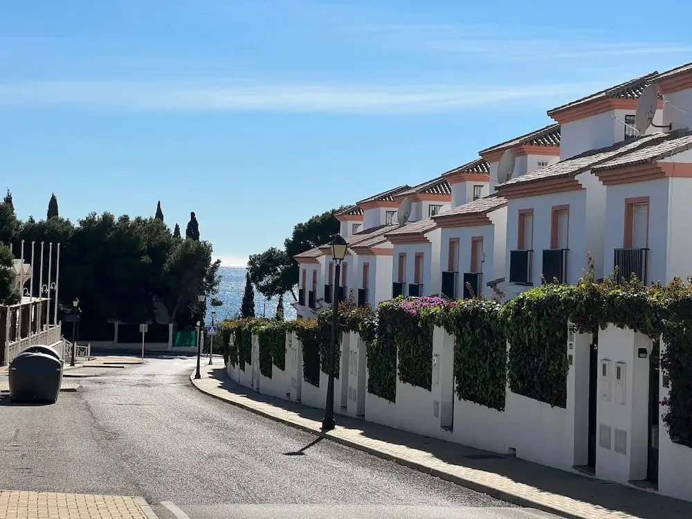 Cabopino/townhouse/marbella/sleeps6/pool