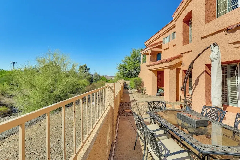 Walk to Rotary Park: LHC Condo w/ Private Patio