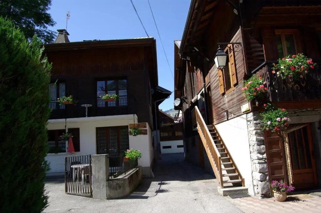 Voir la photo 1 — Appart Pointe de Nyon Morzine Centre 4 à 6 pers calme jardin vue parking