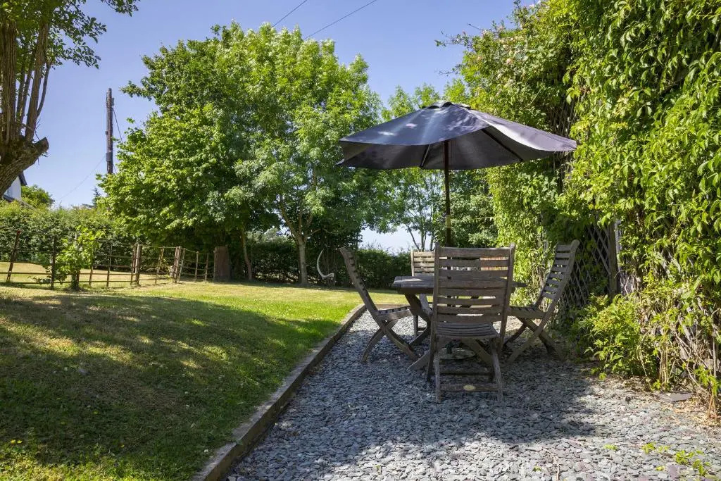 2 Bed Llangollen Cottage - Sleeps 4