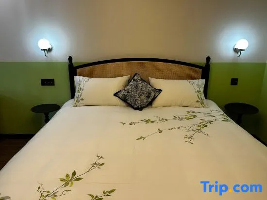 Standard Double Family room (full double bed)