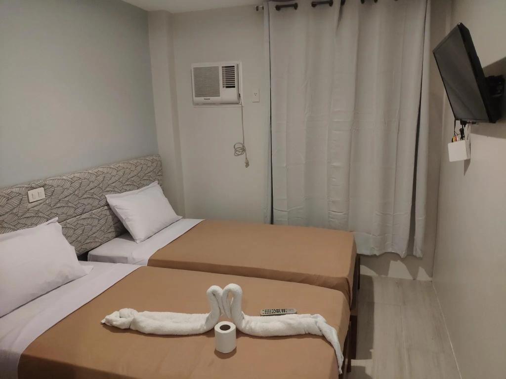 Standard Double room (full double bed)